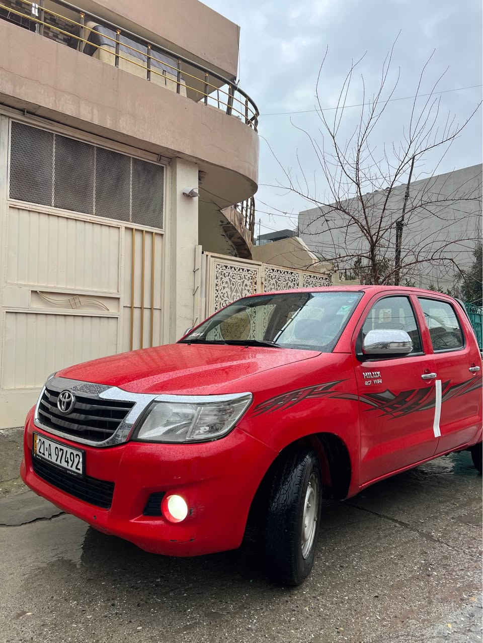 مەرزیە 2013 ئی پارجە رەش لەسەر ساغی پارجەی گۆراوە بۆدیە کەی هیجی پیوە نیە تەنها جەند شوختیک بجوک 
سەیارە کە 310 هەزار رۆشتوە مەکینە نە کراوەتەوە بی کیشە رانية, السليمانية


**إذا كنت صاحب هذا الإعلان وتريد حذفه لأي سبب، رجاءا أرسل رسالة إلى الدعم الفني**