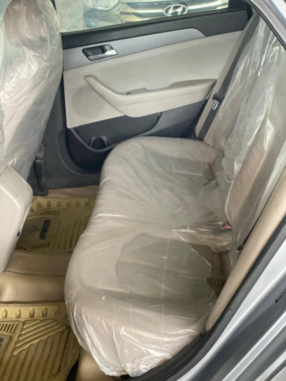 للبيع سوناتا موديل 17امريكي رقم اربيل سياره بيه رشات صبغ سياره جاهزه وجديده تخم تاير  محرك تبريد السعر 117 بابل الشوملي ***********////***********
