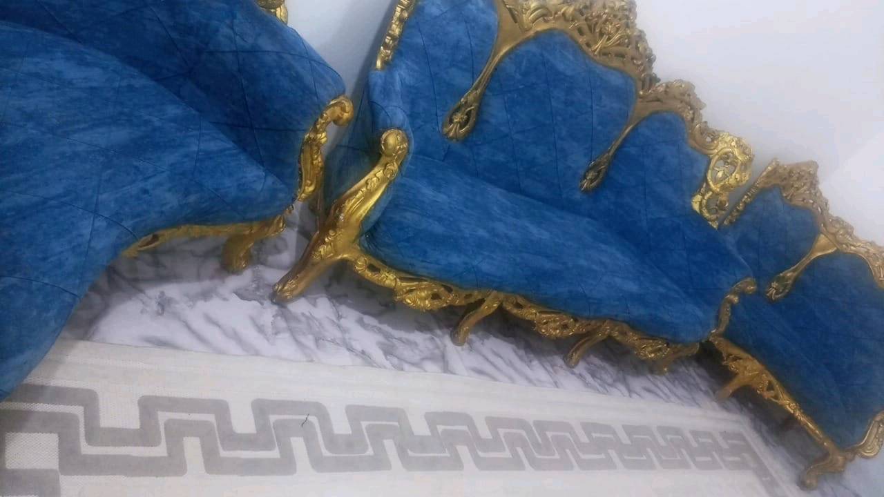 تخم7 مقاعد تاخذه بل سعر ايعجبك مابي اي ضرر كربلاء الميلاد
***********