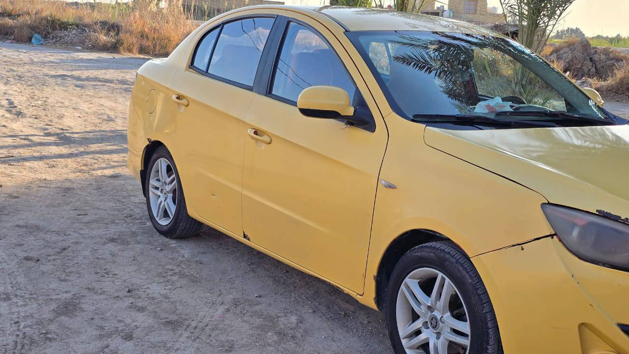 السلام عليكم سيارة فاو اولي موديل 2015 رقم دولي السنويه لغاية 2030 مكان الديوانيه سومر  مصفره هيئة وغرامات السعر 37 وبيه مجال قليل الاتصال ع الرقم ***********
