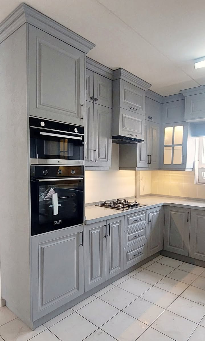 تم انجاز مطبخ ١٤٠ نمط غربي 
ديزاين كلاسك انكليزي 
تقيمكم للعمل يهمنه 
ضوء القمر للمطبخ التركي 
بسمايا الشارع العام مجمع طاحونة الرايه مقابل بيت بيوتي للإستفسار الاتصال على الرقم ***********
