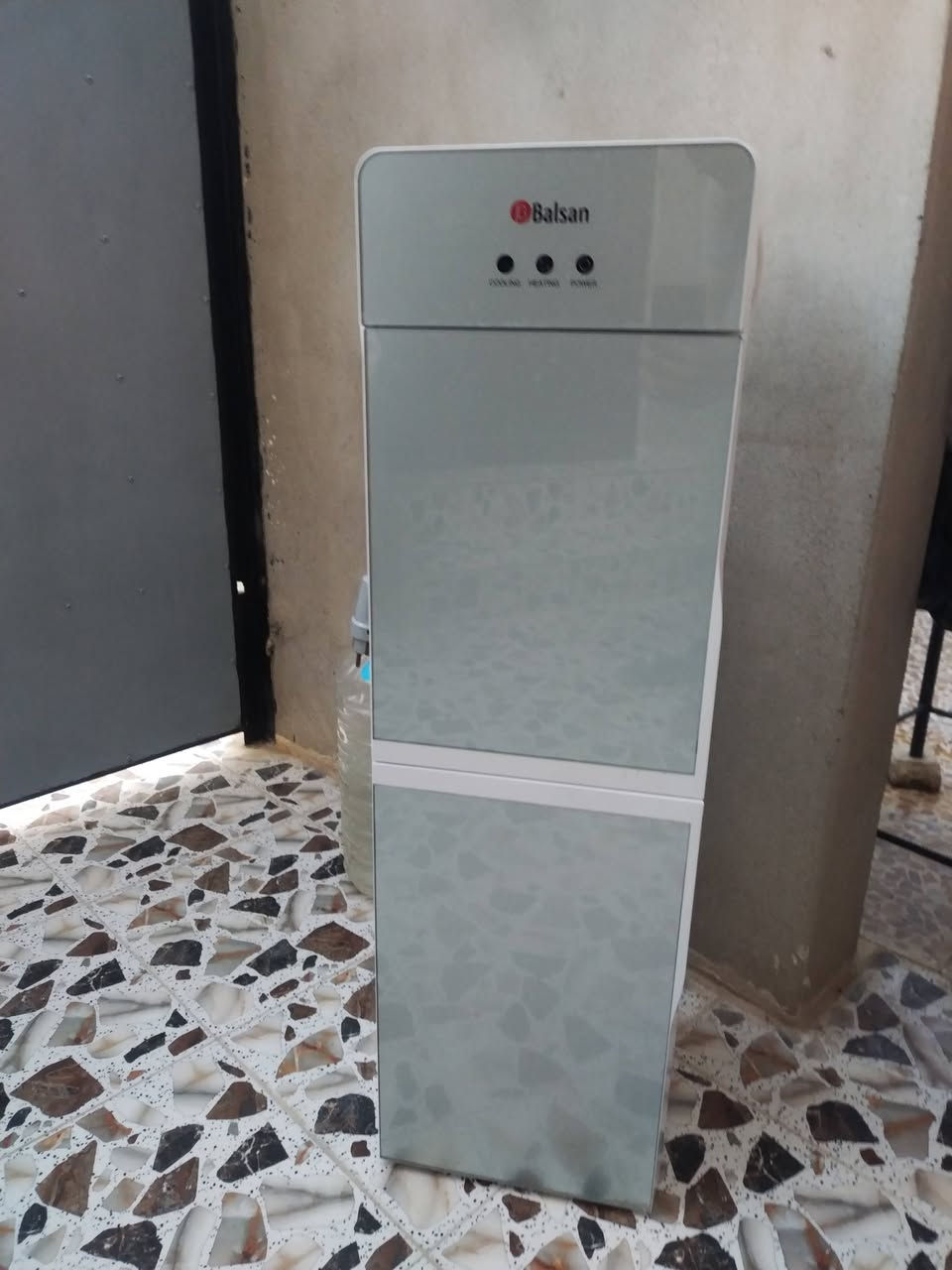 ثلاجه ماء بارد مايشتغل الحار شغال السعر ب 25


**إذا كنت صاحب هذا الإعلان وتريد حذفه لأي سبب، رجاءا أرسل رسالة إلى الدعم الفني**