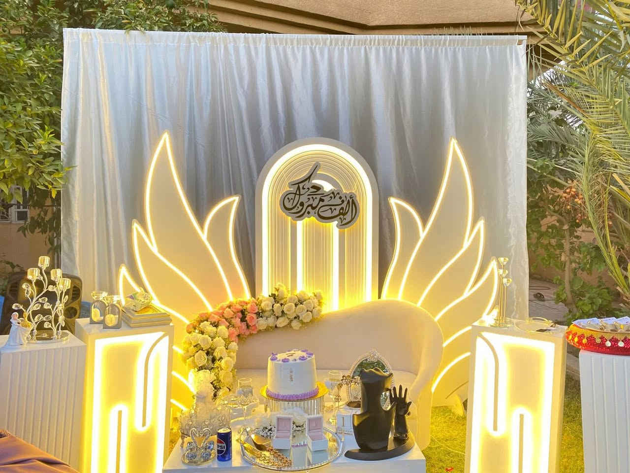 السلام عليكم متوفر مشروع كوشات كامل للبيع تواصل على رقم ‭ ‭0771 106 7872‬
