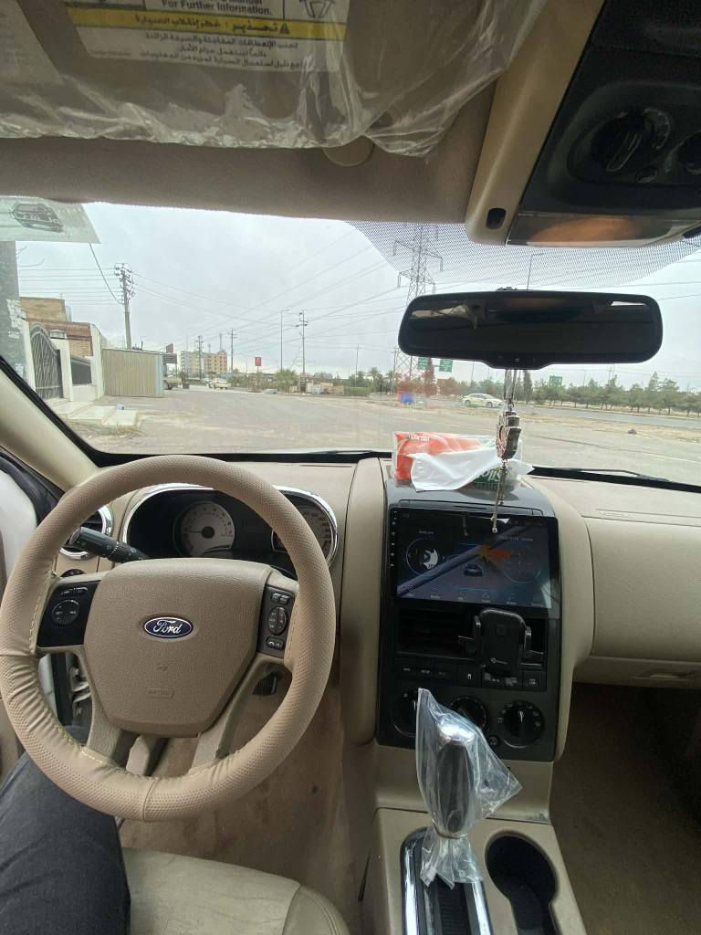 فورد اكسبلور موديل 10 خليجي فول مواصفات رقم و سنه وي تازه يه به ناوي خومه جاهزه ته نها 82 هه زار رويشتيه 
فورد اكسبلور موديل 10 خليجي فول مواصفات رقم و سنه وي جديد بسمي ماشيه 82 جاهز مكاني اربيل *********** واتساب أربيل, العراق
