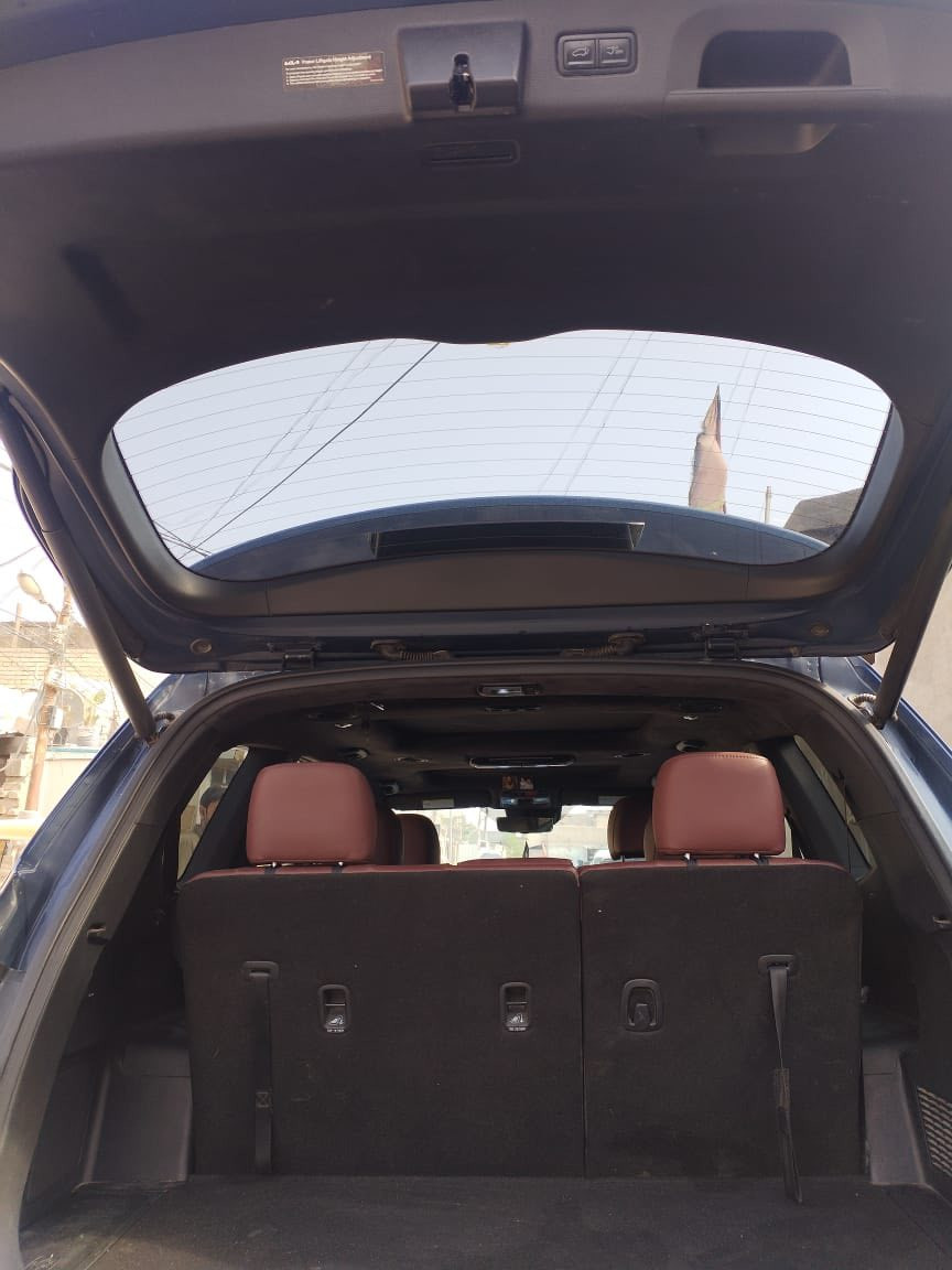 سلام عليكم Kia تلورايد  بجم كبس 2023
بجم كبس 

محرك 6 سلندر 

دفع رباعي 

فتحة سقف 

🛑  🤖 حادثهه بابين فقط

مقاعد جلد 

تحديد مسار 

سايد بريك 

شاشة كبيره متصل 

بصمة

دخول ذكي 

اضاءة ترحيب 

تشغيل عن بعد 

 مقاعد حار 

نقطة عمياء 

مقاعد vip

 ليد ابيض 

رادار جانبي 

رادار امامي 

تبريد 3 قطع 

تحكم منفصل بالمناخ   رقم الشاصي موجود بلصور لليريد يتأكد منهه

 مكاني بغداد الامين الثانيه 

***********

سعرها 280 وقابل للتفاوض
