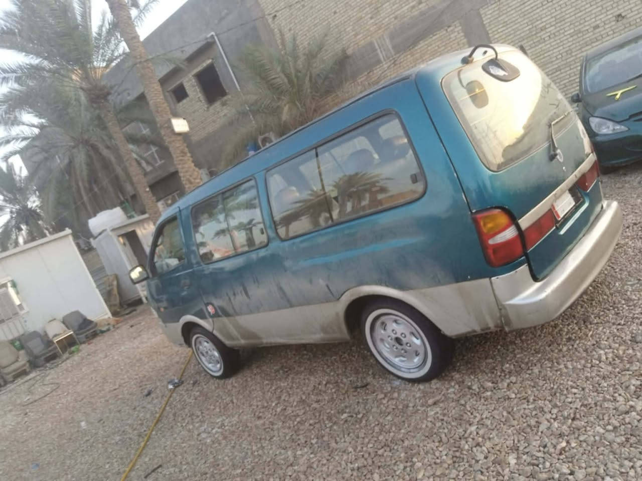 سلام عليكم كيه بريجو 97. رقم بغداد ألماني. سنويه صاقطه تريد تحويل تريد وكاله  غرامات عليه.   حلوه سياره غرفه حلو. ه بيها طخات بسيطه.   سعر 45 وبيها مجال. او مراوس. BM. 525. مكان نجف.  اتصل بيك خير ودلل.   ***********
