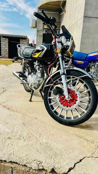 موطورات للبيع الازرگ بارت موديل 25محرك 200 والسود نامه برو موديل 24 مح...