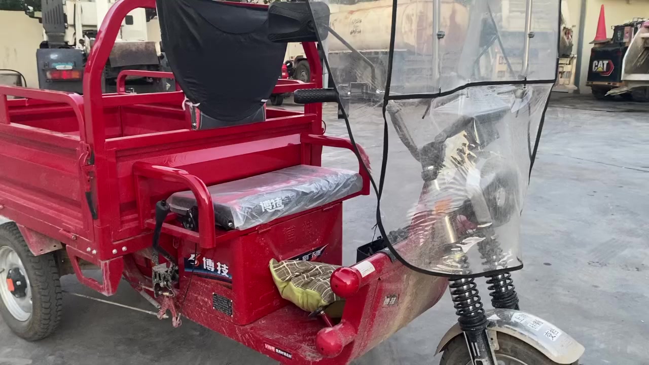 السلام عليكم ستوته شحن للبيع البدي كلاب +البدي العرض متره الطول متره ونص يجي وياها تخم واحد 5 بطاريات واني ضفت الها 5 بطاريات ثانيه بيها سركت يحول من البطاريات الاوله الى الثانيه سرعتها ثالث تصل 65 اذا الهوا بوجهك 60 صارلي شهرين ونص من اخذتها + محجل هل يومين يخلص واشده الها البطاريات التخم الثاني صارلي اقل شهر من شديته سعره قفل مابيها اي مجال 1350 بسوك جديده 1500 مليون ونص بتخم باتري واحد بدون محجل اني ضفتلها تخم اضافيه وسويتلها محجل خفيف محجل مرتب تواصل وتساب وعلى الخط على الفيس ما متواجد ***********
