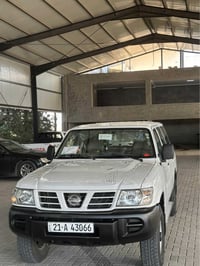 باترول • ٢٠٠٢ • أبيض