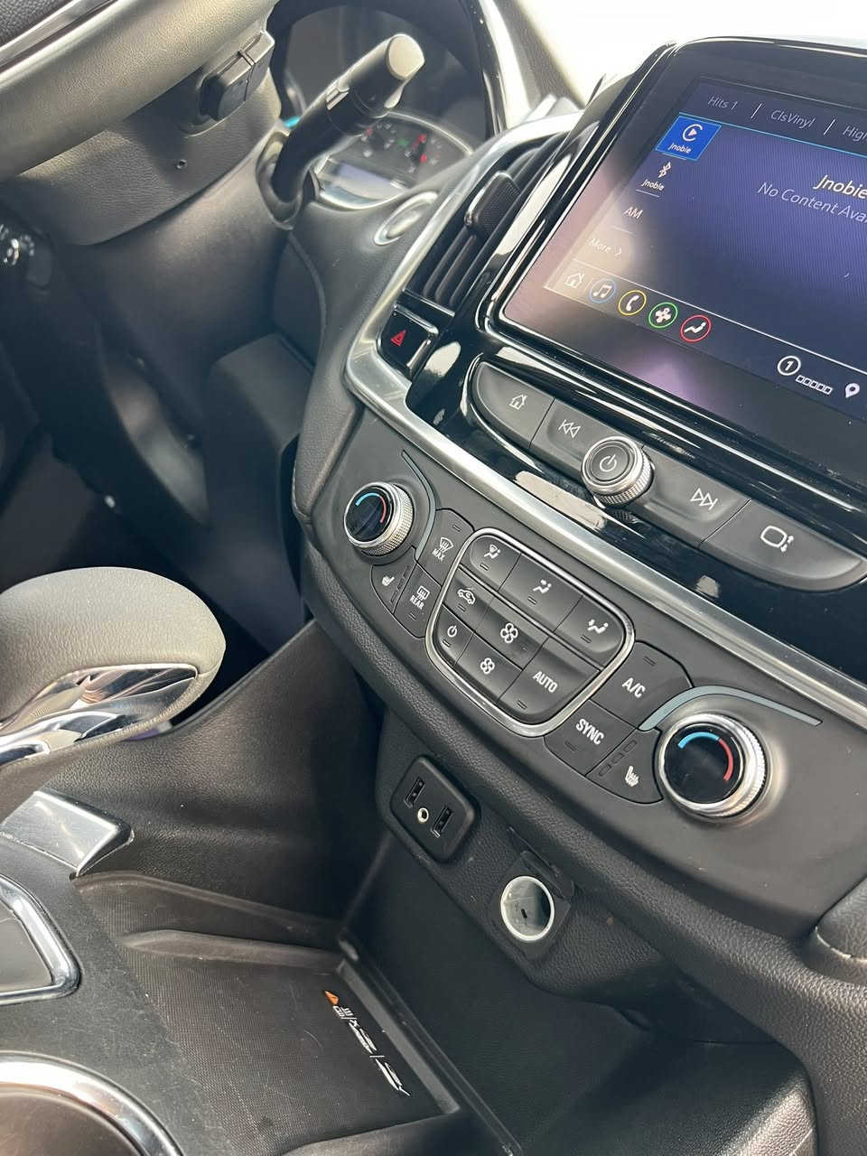 ترافرس 2023 LT 6V ماشيه ٣٤الف فقط
دخول جديد رقم اربيل سنويه وهزه جديد

حادث بسيط

صبغ فقط دعاميه 

مواصفات شاشه كبيره +قاصه 

نقط عمياء رادار امامي +خلفي +جانبي

تدفئه كشنات

كشن كهرباء. 

باب خلفي كهرباء 

٧ راكب

255$

***********

مكاني بصره
