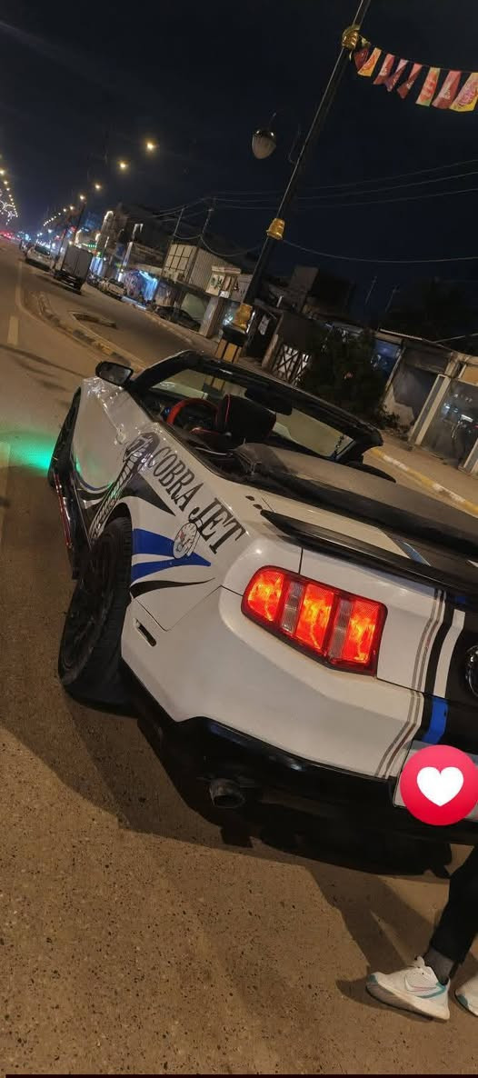 فورد موستنك موديل 2012 كشف 
مكينة 3700 مكفوله
كير اوتماتيك مكفول
تبريد شغال ثلج 
شاشه اندرويد
سماعات مضخم
داخلها يخبل الدشبول يلمع لا فطر ولا جراد 
تحكم مري
الكشف يشتغل عالدكمه 
كهربائيات من الطول للطول شغاله مابيهن اي نقص
مدوشم الكشنات احمر واسود
شادلها لحيه شفه حمره
دوسات شفه حمره
لد جوه الدعاميه الاماميه
السياره حيل معتني بيها وتعبان عليها وصارف عليها مثل متشوفون كدامكم
تجي تشوفها و أتطلع المنشور اي شي كاتبه تلكأ عكس الواقع خسارك كروتك روحه و رجعه 
رقم اربيل ب اسمي اني تريد تحويل احولك ثاني يوم او تريد اسويلك وكاله عامه ب اسمك بكيفك 
السعر 75 وبيها مجال بسيط حك الجيه
*********** (ابو ياسر) 
مكاني بابل الحله
