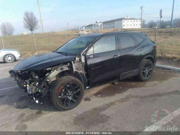 السلام عليكم
للبيع او مراوس بلايزر موديل ٢١
رقم اربيل تحويل مباشر
وارد امريكي حادث جاملغ وبنيد صور الحادث مرفقه بالمنشور
فول مواصفات LT3 ريد لاين 
محرك ٦ سلندر
بنوراما
كشن كهرباء
صندوك كهرباء
ماشيه ٧١ الف كليو متر
العنوان بغداد 
السعر ٢٢٥ بي مجال بسيط
***********
اذا مراوس وانطي فرق مو مشكله
