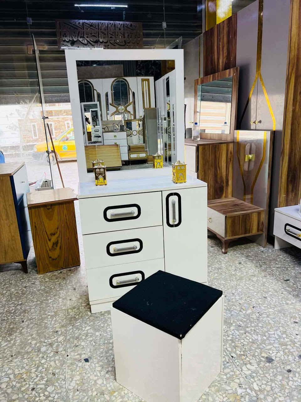 غرفة تركية للبيع


**إذا كنت صاحب هذا الإعلان وتريد حذفه لأي سبب، رجاءا أرسل رسالة إلى الدعم الفني**