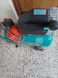 كمبريسر • ٥٠ لتر • جديد