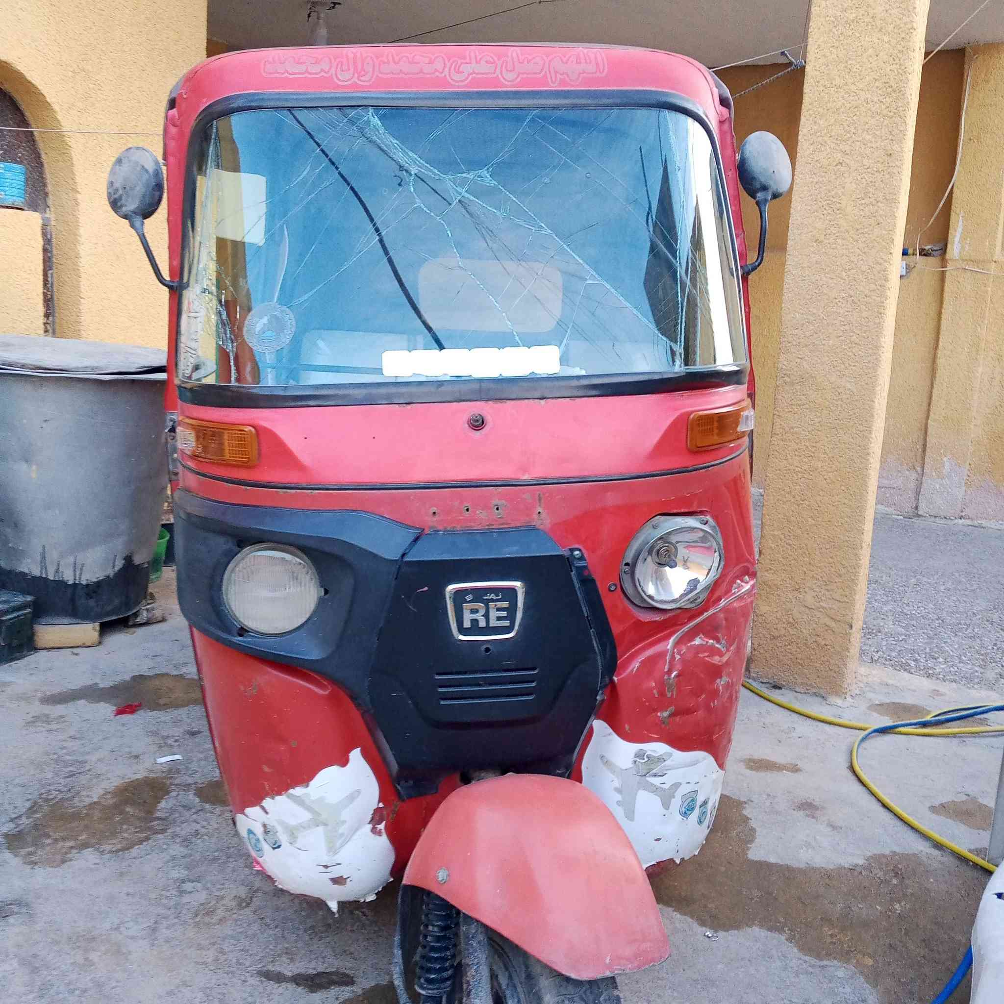 سلام عليكم تكتك البيع التكتك نضيفة ما ناقصه اي شي السعر تلاثة ومئة وبيه مجال المكان  الحسينية الجريخي يم اسواق الثقلين الموديل 2017 الرقم ***********
