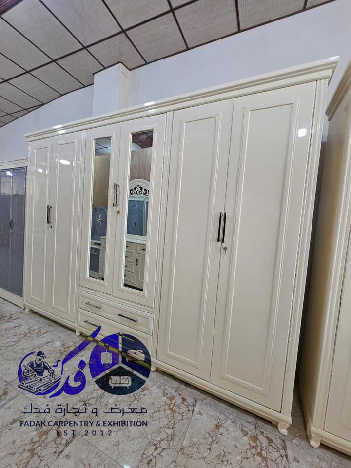 موديل 19
صناعة عراقية 🇮🇶
قياس الكنتور 320 cm
قياس الزاوية 110 cm 
قياس السرير 3 متر 
السعر 3 ملايين و 100 مع النقل والشد 
العنوان الديوانية  الحمزة الشرقي 
 فلكه الجبور مجاور حسينية الزهراء (ع)
للاستفسار ☎️ ***********⁩
