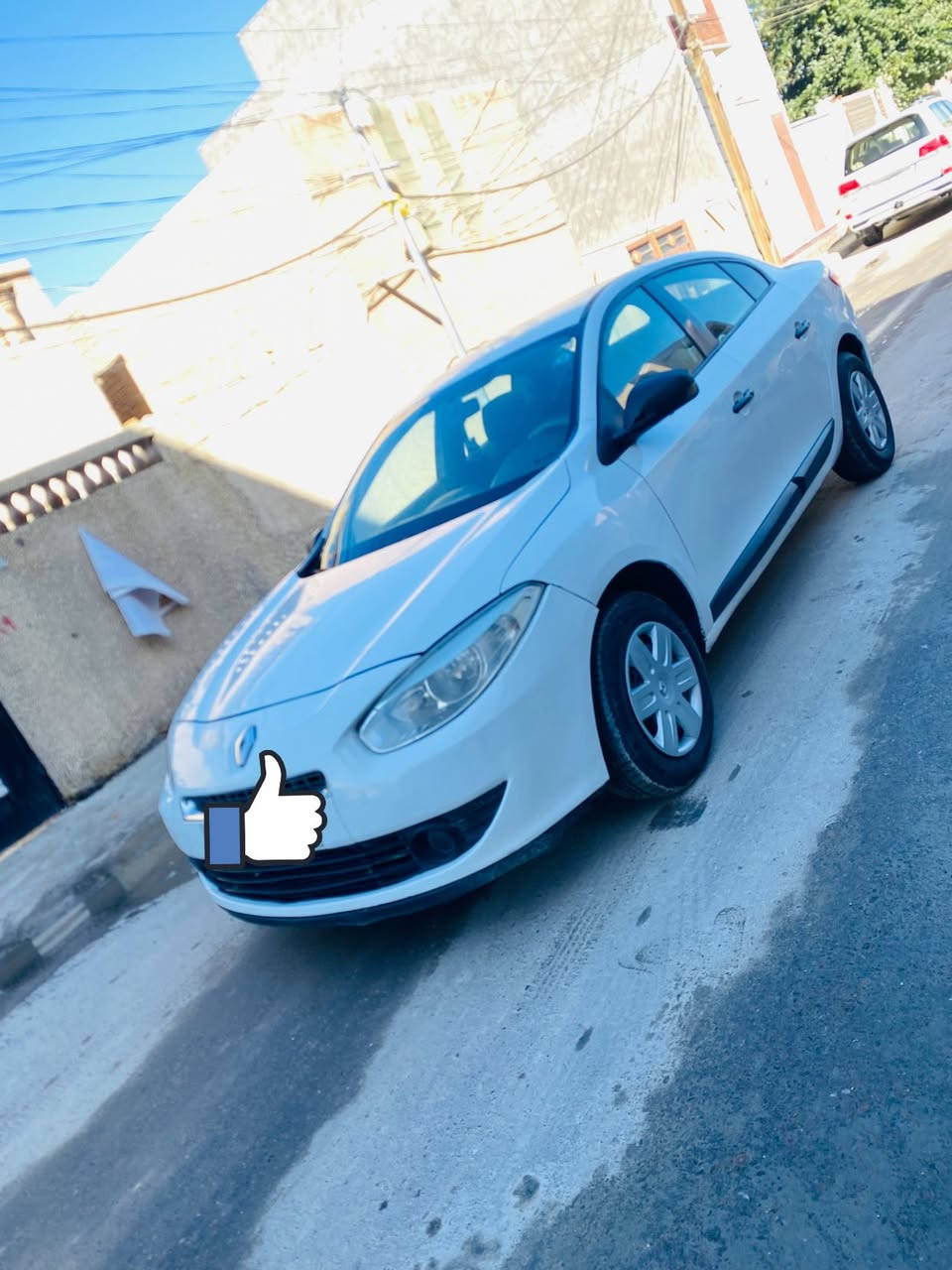 رينو فلاونس موديل 2013 السياره كفاله لأضربه ولاصبغ ولاتبديل مكينه وكير وحداديه مكفولات تخم تاير جدد السياره احلى من الصور حته الجادر مالته موجود السعر 60 مكاني بابل القاسم للاستفسار *********** //***********
