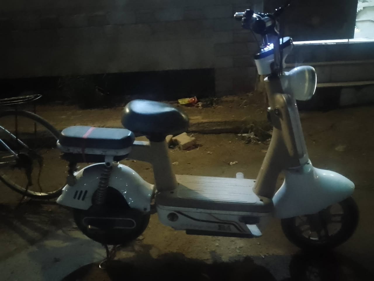 دراجه شحن حجم ١٤استخدام نظيف


**إذا كنت صاحب هذا الإعلان وتريد حذفه لأي سبب، رجاءا أرسل رسالة إلى الدعم الفني**