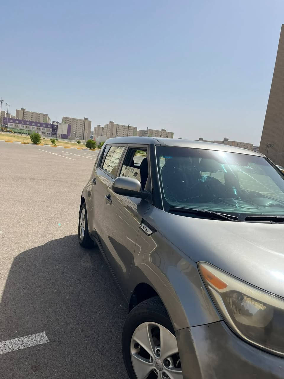 صول 2015 وارد امريكي
لون  رصاصي 
محرك 1600 gdi
ماشيه 148ميل 
بيهه قطعه وحده صبغ الجاملغ الايسر جهة الراكب 
صور حادث امريكا مرفقه بالصور 
كير محرك تبريد بشرط 
تخم تاير جديد
شاشة كبيره كاربلاي 
منضومة زينون عالي ناصي 
كروس سرعه 
نضام ايكو 
رقم بغداد بأسمي تحويل ثاني
مكاني بغداد بسمايه 
للاستفسار ***********
