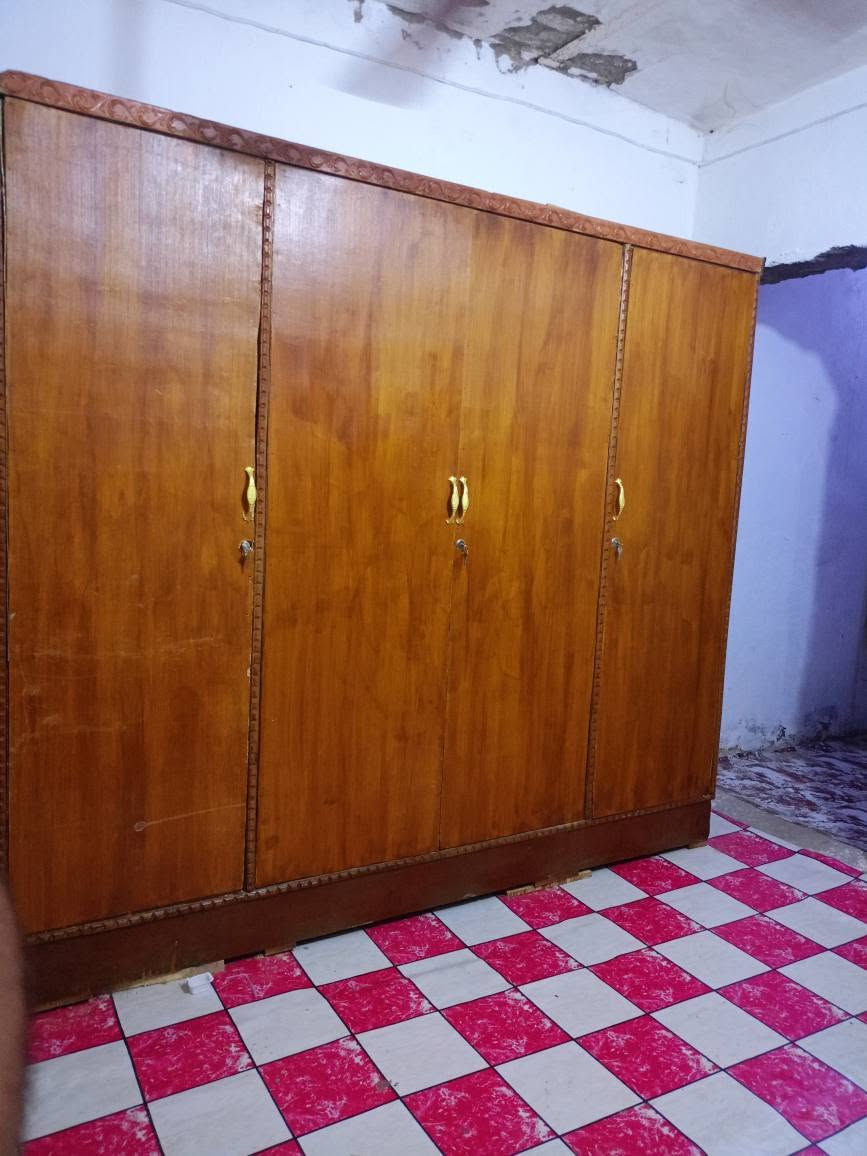 كنتور 4بواب صاج يحتوي على خانه زغره رف وخانه الوصط رف وخانه تعلاكه سعر 140 العنوان العمارات الملح مقابيل حي الخضراء قرب مدرسه رقيه الانصاري قرب فلاح المضمد *********** عمارة, ميسان
