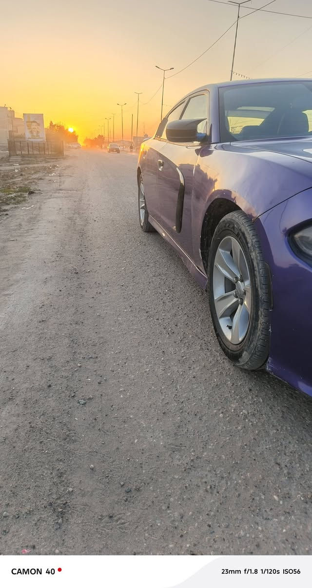 سلام عليكم جارجر للبيع او المراوس حسب القناعه السياره موديل ٢٠١٦ لون بنفسجي تغير لون السياره ٦سلندر داخل جلد فول السياره ماعده السلايت تبريد ثلج صدر الامامي نص عمر الخلفي جيد غرفه السياره حلوه شاشه جبيره تخم سماعات جدد كير ومكينه كفاله مكينه ٣٦٠٠ السياره مصبوغه عام تغير لون حادثه جاملغ امامي وباب السايق السعر ١٢٥ العنوان تاجي سبع البور الرقم ***********
