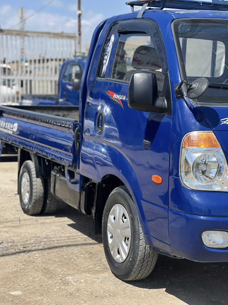 السلام عليكم البيع دمعه موديل 2008 مسكر بم ونوزل سياره حلوه رقم بغداد السعر (86) وبيه مجال مكان سياره بغداد رقم الهاتف ***********
