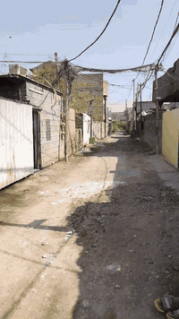 150 متر للبيع ضمن هذه المساحه شارع المولده بعد مدرسة عشتار بسعر مناسب الاتصال ***********
