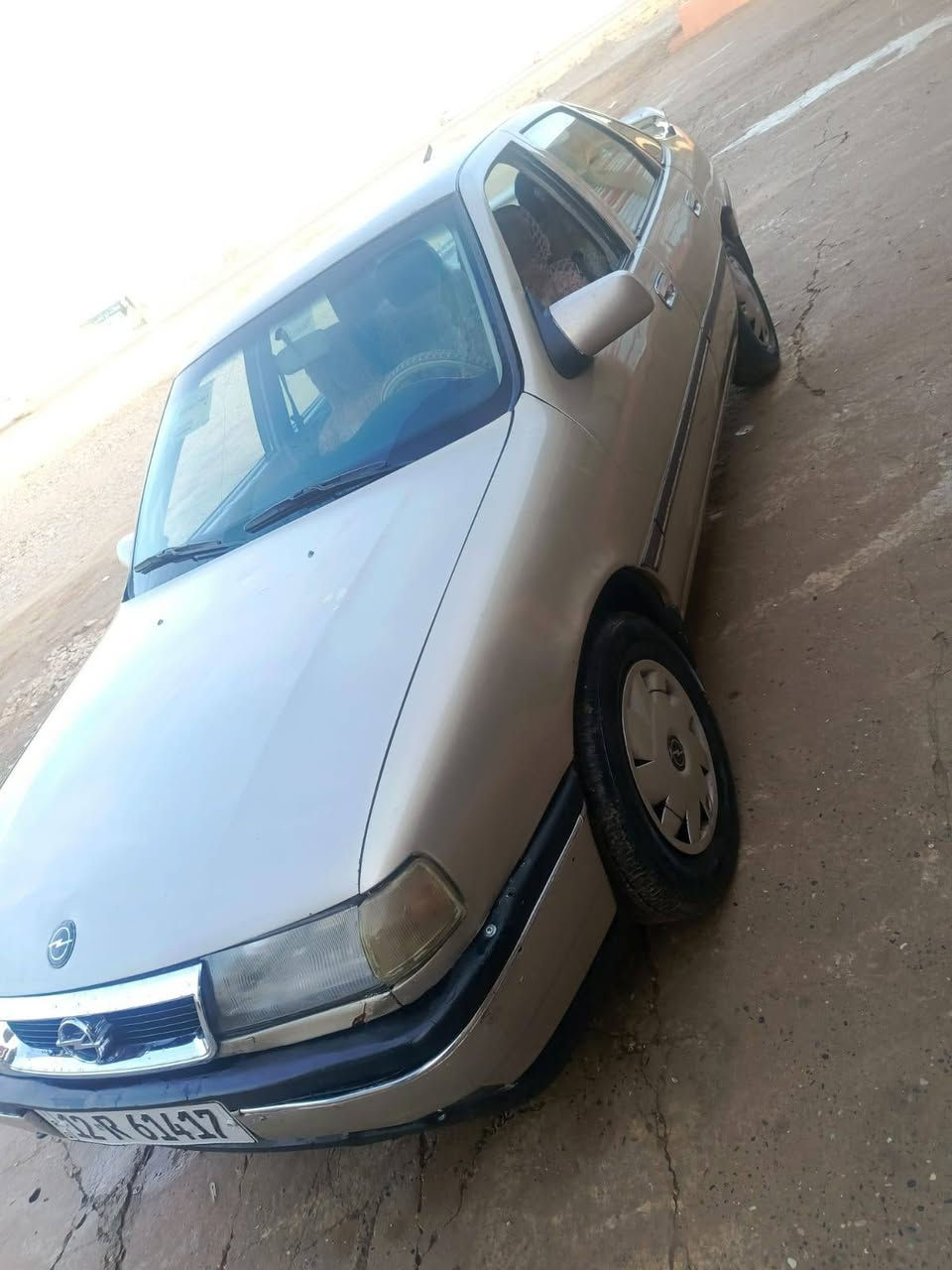 اسلام وعليكم  اخوان اوبل فكتره للبيع حجم 20 موديل 89 صبغ جماليه فقط كاربون بانزين شرط التحويل 
السعر 42 وبيها مجال 
***********
***********
