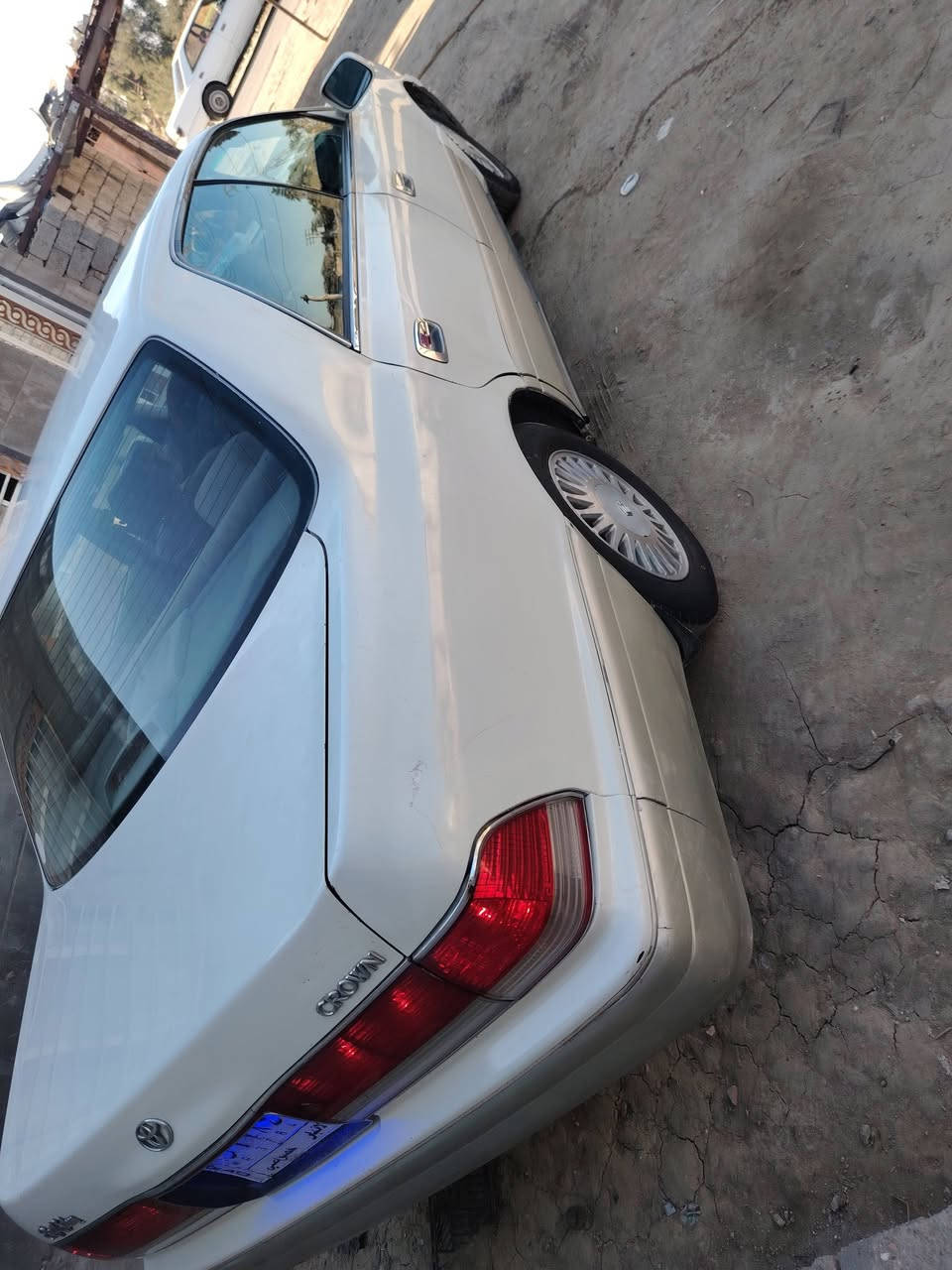 سلام عليكم راس ثور فلات رقم انبار بسمي الماني اشوكت متريد ادورلك مكينه 3000 فيشتين كير مكفوله من الكص حداديه جديده تخم تاير جديد تبريد ثلج جاهزه بيه ضربه بل جمالق الايمن بيه معجون بل قماره قليل السعر 70 وبيه مجال رقم صاحب ***********
مكان نجف المشخاب
