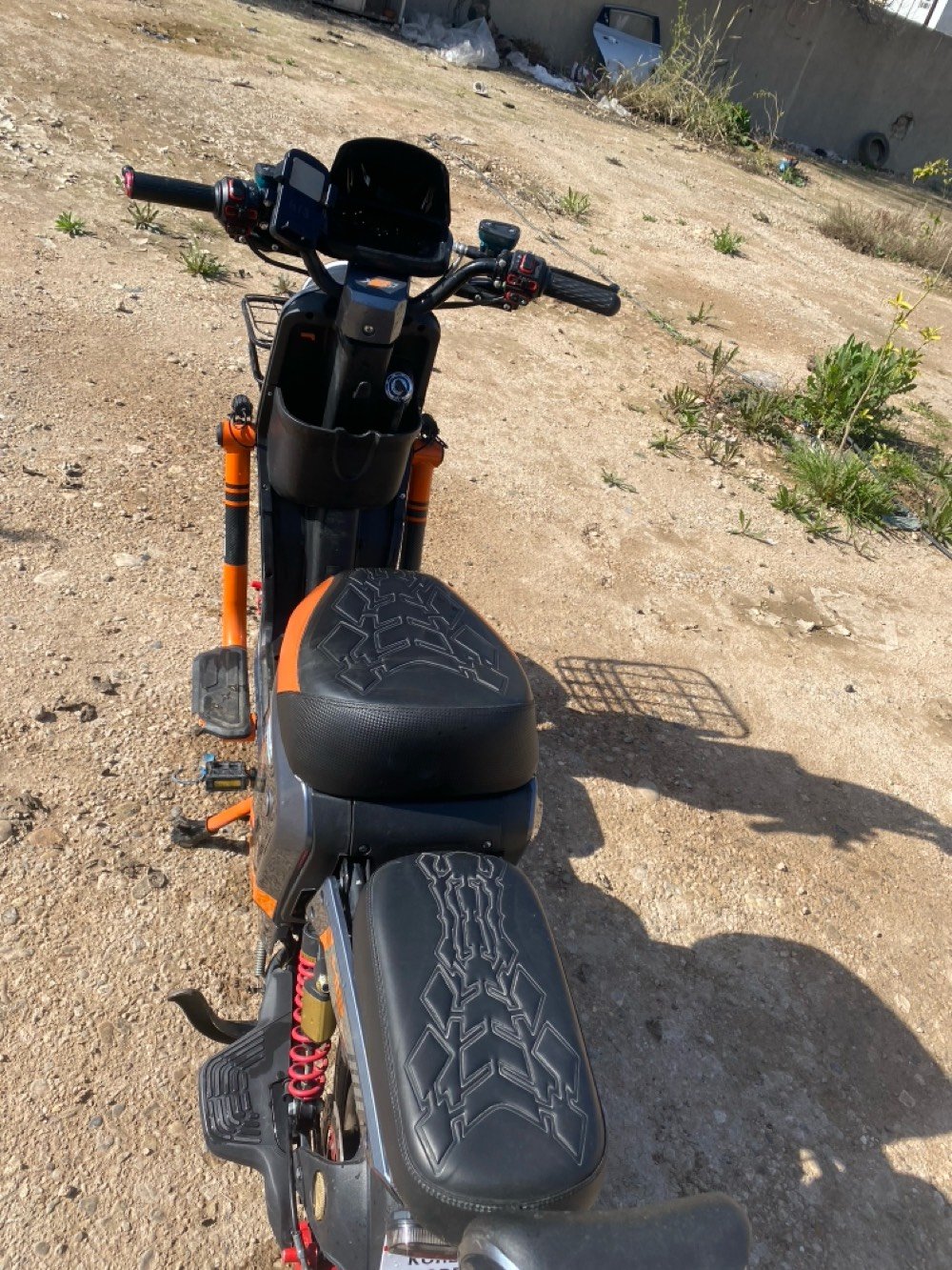 اسلام عليكم ماطور جاهز  مابي شي بطاريات مابيها اي شي العنوان موصل الجانب الايمن 