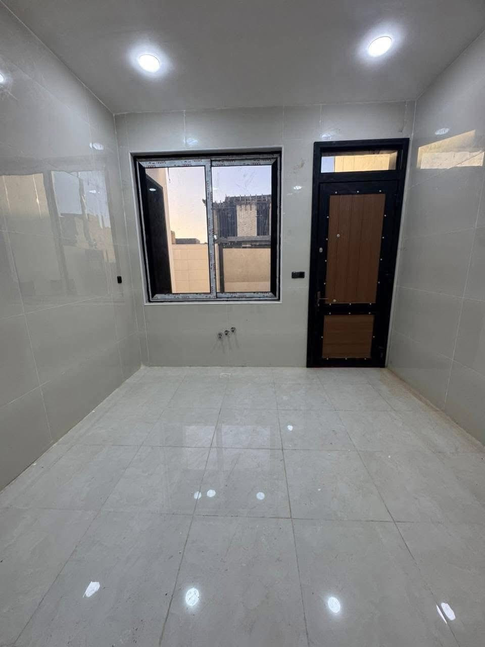 فرصة سكن مثالي  🔥🔥

🌿 دار للبيع بناء حديث زيرو  

📍 الموقع: حي الزهراء نهاية شارع 17 

📐 المساحة : 150 م ركن 
🔻الواجهة : 7.5  
🔻النزال : 20 م 

⭕️بناء 2026 

📄 جنس العقار: طابو زراعي سند 25 

🔻المحتويات :
طابق ارضي // استقبال -مطبخ-هول - غرفة نوم - مجمع صحيات -  - ومناور 
طابق ثاني // غرفتين نوم -مجمع صحيات - سطح  

✅ باسم شخص واحد تحويل مباشر 

✅ شارع مُبلّط 

#اكتب #كلمة #سعر #وسوف #يتم #الرد #مباشر

_________________

#للاستفسار اكثر الأتصال آو واتساب:
***********
*********** 
او زيارة مكتب ( #رؤية #المستقبل #للعقار ) 
الكائن في حي الحسين  قرب حلويات لبنان سنتر على اليهودية 
مقابل شركة سما الذهب للتوصيل 
____________________
🔻لمن يرغب في عرض عقاره للبيع أو للايجار طابو صرف او زراعي او تجاري يرجى مراسلتنا 🔻

