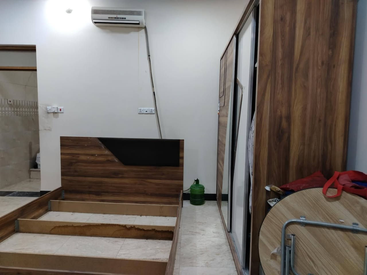 غرفه تركيه 5قطع نظيفه كلش ب 250مكان بغداد شراي خاااص


**إذا كنت صاحب هذا الإعلان وتريد حذفه لأي سبب، رجاءا أرسل رسالة إلى الدعم الفني**