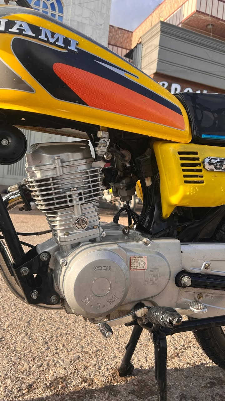 نامه موديل 2022 للبيع دراجه كله بلاد مو تعمير جاهزه كلشي ماناقصها كهربائيات كله شغاله السعر 800 وبيها مجال مكاني كوت ***********
