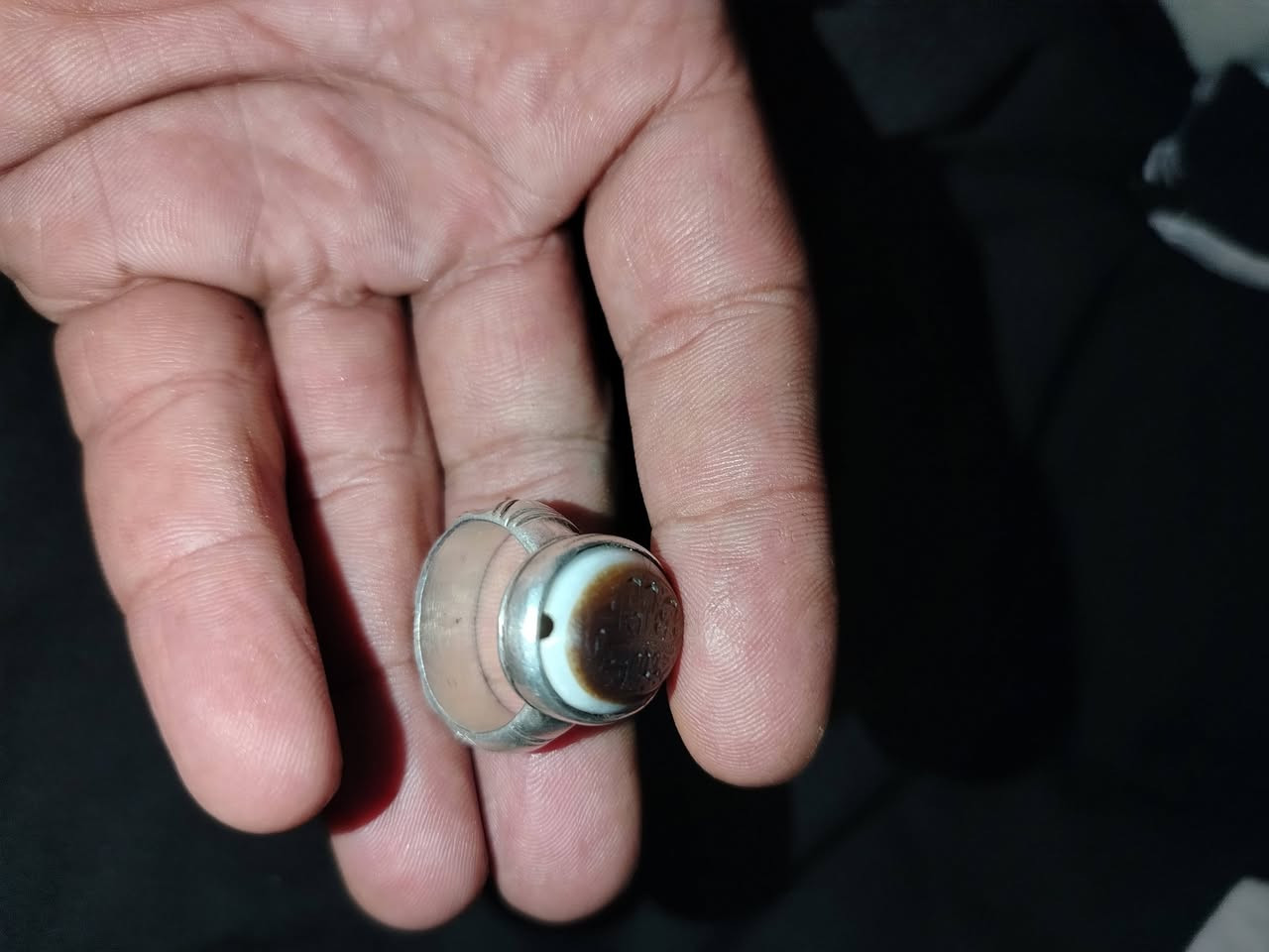 جزعه قديمه مثقوبه صياغه ثقيله للبيع مراوس بسبحه محبس زين هم راوس توصيل عندي وين ما جان
مراوس يرهم


**إذا كنت صاحب هذا الإعلان وتريد حذفه لأي سبب، رجاءا أرسل رسالة إلى الدعم الفني**