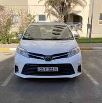 للبيع سينا موديل 19 حادث خفيف بدون ارباك مكان سيارة بغداد  07822792200