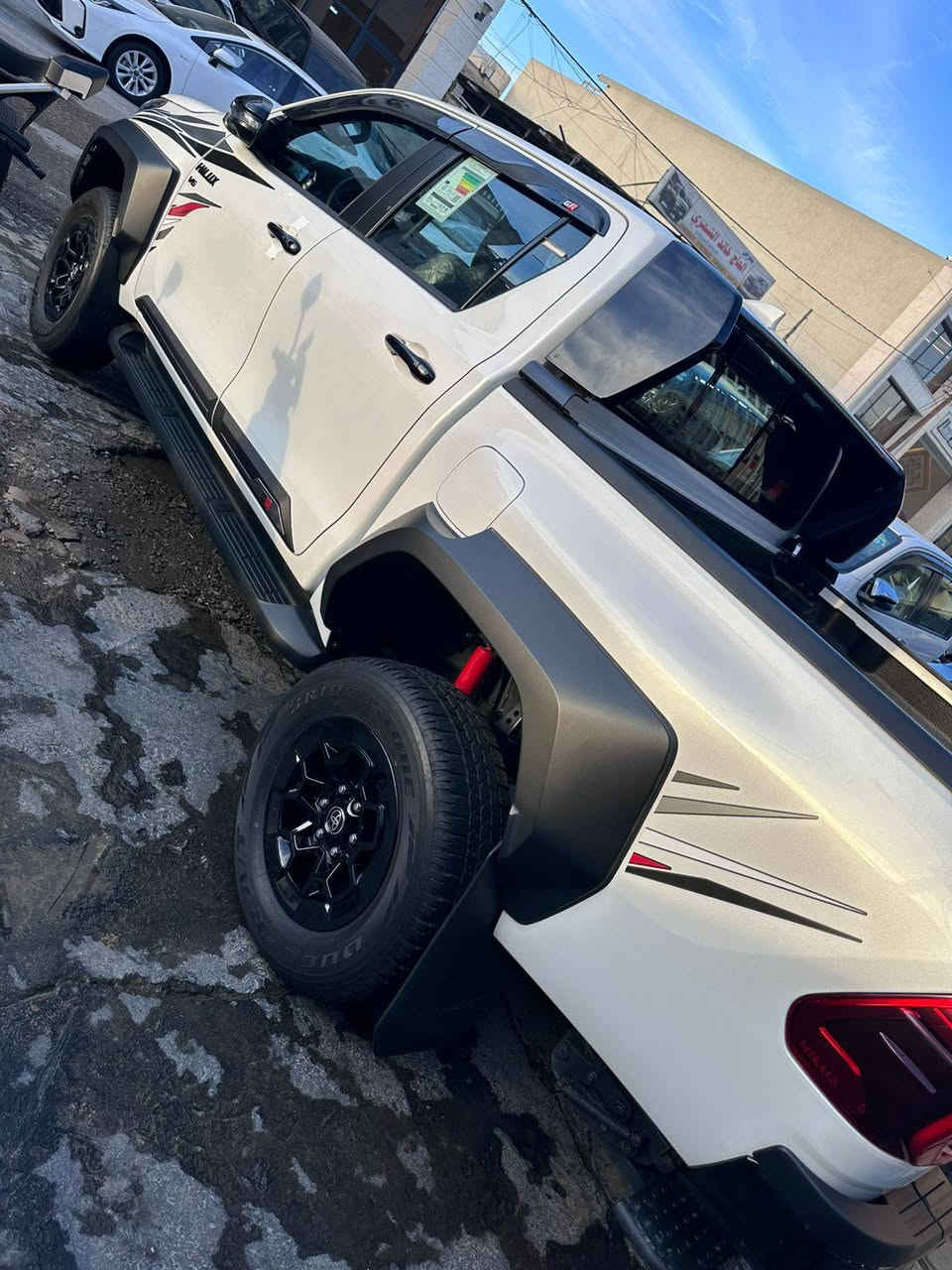 السلام عليكم تويوتاجي ار٢٤زيروماشية٣الاف رقم بغدادسعودي بم سنترلوك باسمي للاستفسار***********
