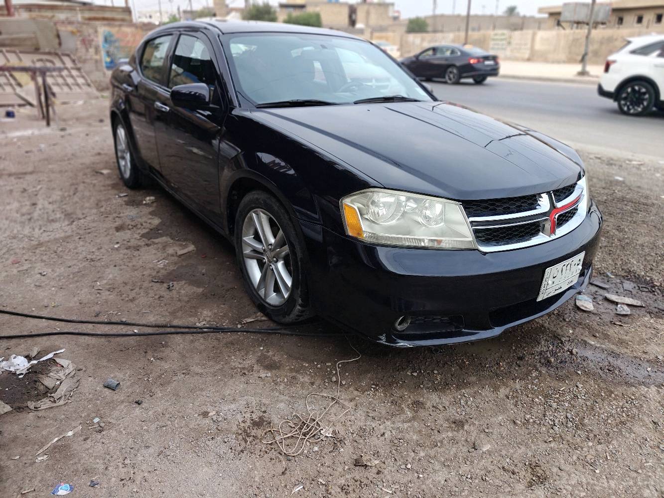 السلام عليكم دوج افنجر موديل 11 فئة Sxt فوول محرك 3600 كير ومكينة خير من الله سيارة بلادية كهربائياتها بلادية شرط جطل واحد مابيها وكلشي بيها شغال التبريد منضومة جديدة مصبوغه للجمالية من الجراد اول صبغة ألها  بدون دواخل وشرط بدون دكة جاكوج مواصفات السيارة فتحة بالقمارة هيترات بالمري تدفئة بالكشنات كرسي السايق كهربائي شاشة اعطال كروز سرعة تحكمات استيرن السعر 78 وبيها مجال للطيبين ***********