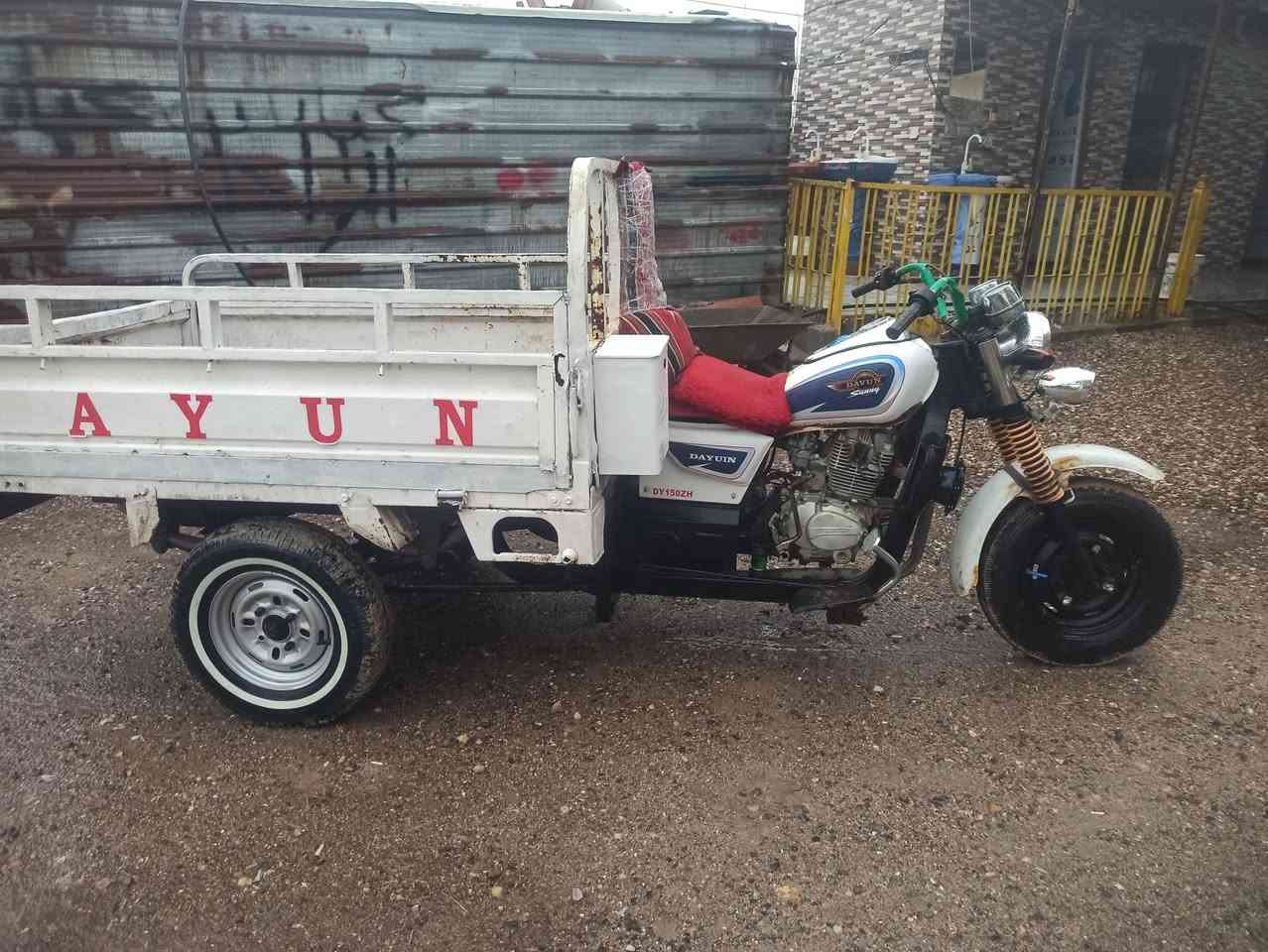 ستوته للبيع المديل 2013 الون ابيض كهربيات كامله من طول لا طول كله جديد اوراق اصولي مكينه نضيفه مامتواجد عل فيس هاذ رقمي ***********
