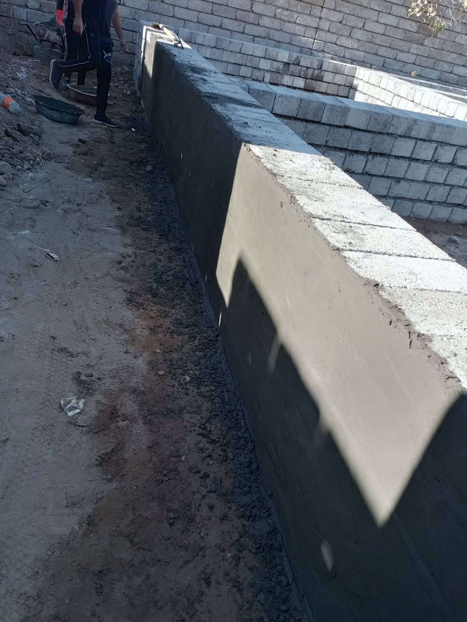 السلام عليكم يوجد كادر عمل تعديل بيوت فرش حجر تصعيد رمل واسمنت سيراميك تعديل حدائق تعديل تكعيبات لبخ تكعيبات تكسير صبه تعديل بيوت حفر ابيار دائريه وبناء تعديل تكعيبات تقشيط حائط اسمنت وجص درز مال بيوت تنظيف بيوت من الحشيش ****************************
