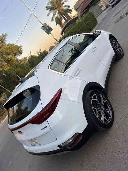 سبورتج 2021 خليجي جيتي لاين فول واحد على واحد 
سياره بيها باب تبديل نفس الون اثر طخه بسيطه بقيه سياره مكفوله شخط واحد مابيها جديده جدا ماشيه ٤٧ باسمي مواصفات الجيتي لاين معروفه مفوله سياره كير مكينه صدر تبريد كله بلاد ومكفول وحيل نضيف
عارضها ٢١٨ وبيها مجال للطيبين مكاني بغداد جديده شارع المسبح ***********
