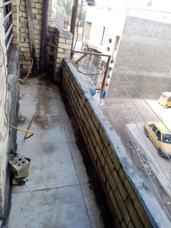 السلام عليكم بيت للإيجار طابق ثالث بدون دلاليه سعر ٢٥٠ قفل خلف كليه دجله سكن طلاب او عمال فقط موجود خاص او رقم *********** بشارع ليمونه قريبه ع الشارع
