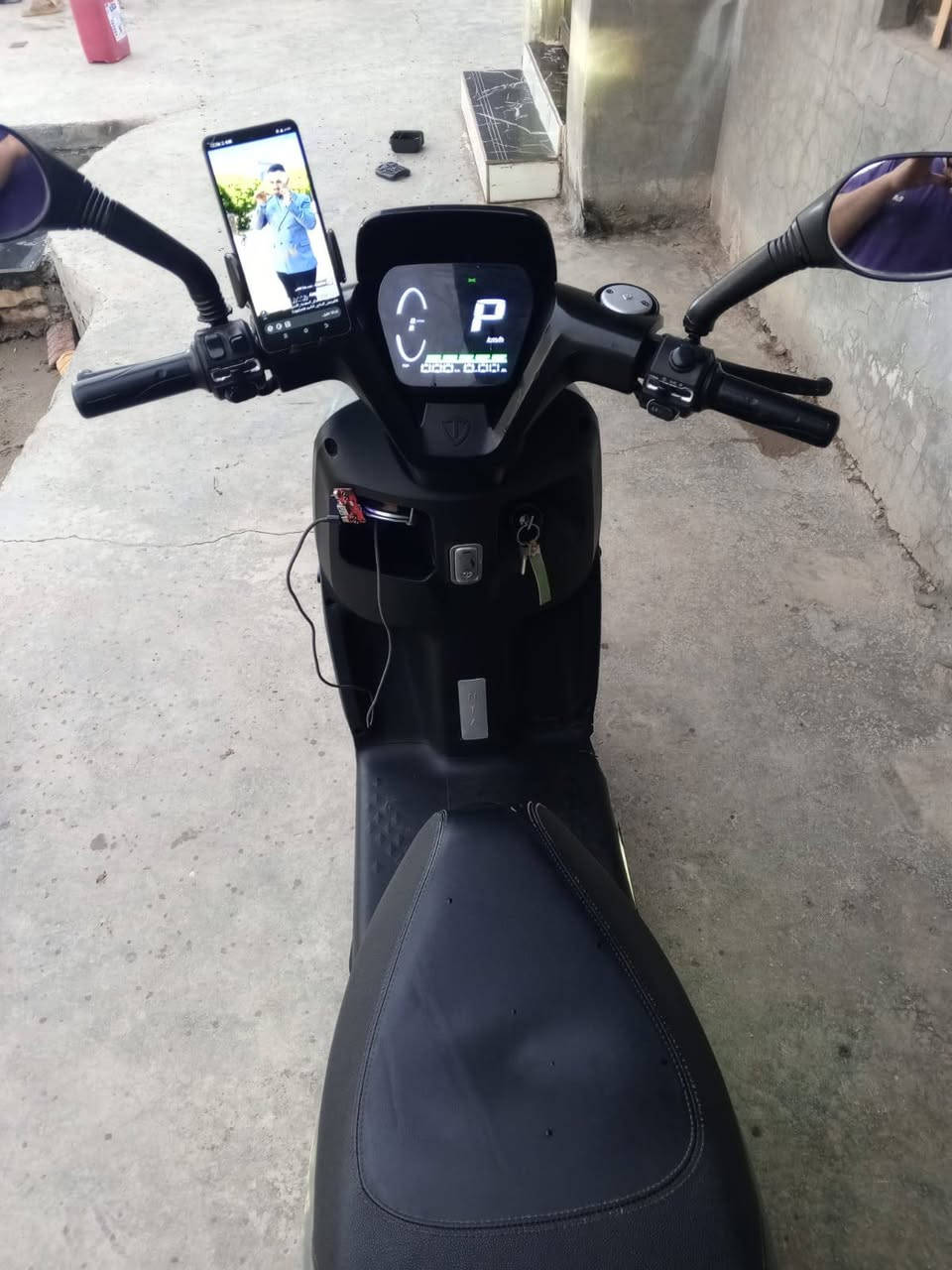 سلام عليكم  للبيع دراجه شحن شركه الريان دراجه بوضعيه الزيرو استخدام 5 اشهر
١- بطاريات 6
٢-نظام بارك 
٣-حجم الملف 1200
٤-اشاير يمنه يسره 
٥-لايت عالي ناصي 
٦-سرع 3 
٧- الشحنه الوحده تمشيك ٤٥ كيلو متر 
٨- شاحنه من شركه تايلج الاصليه 
٩- سويجات عدد 2 + بصمات عدد 2 
١٠- السرعه 55 حقيقي 
متواجد عله الفيس
مراوس فقط رجلان الي مو شراب لا يتعبني


**إذا كنت صاحب هذا الإعلان وتريد حذفه لأي سبب، رجاءا أرسل رسالة إلى الدعم الفني**