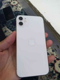 ايفون ١١ ذاكره ٦٤ بطارية ٨١ كله بلادي شرط  وترر برووف  الاستفسار٠٧٧٣٣٣...