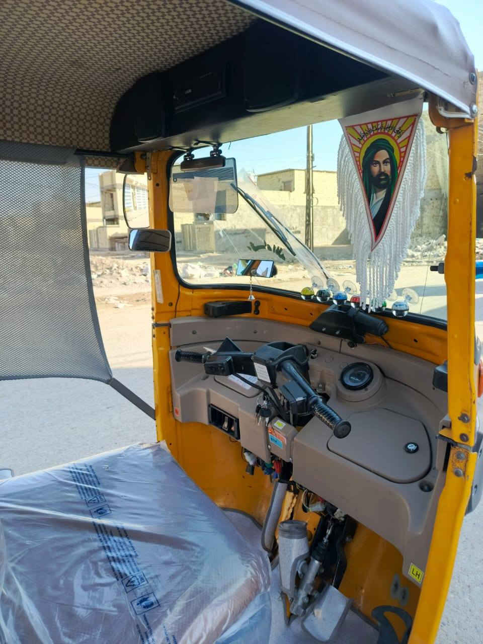 سلام عليكم تكتك للبيع موديل 2020 شهر 12 رقم وسنويه النكليزي تحويل مباشر تكتك جاهزه خير من الله العنوان بغداد الكماليه السعر 6850 وبيهه مجال الهاتف *********** ما متوجد ع خاص
