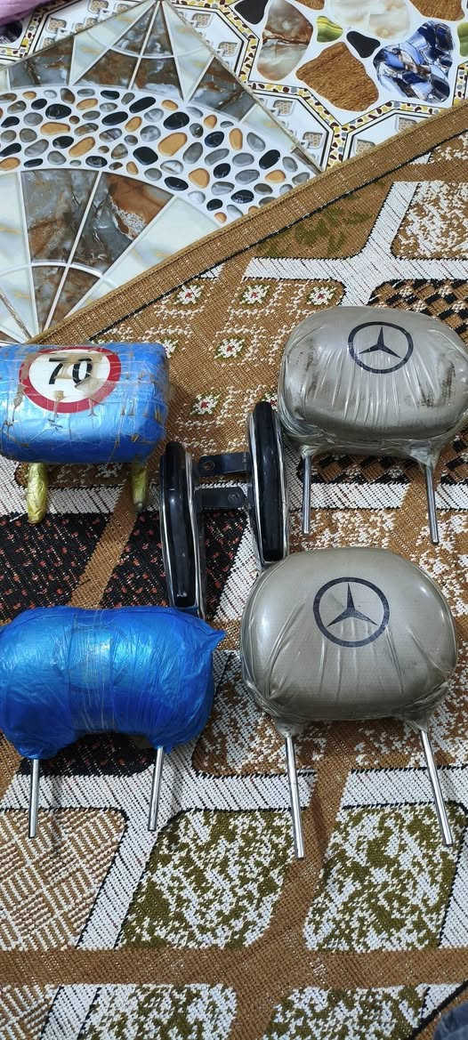 سلام عليكم
تكيات عدد 4 سعر الزوج 15
كرون زوج ب 10


**إذا كنت صاحب هذا الإعلان وتريد حذفه لأي سبب، رجاءا أرسل رسالة إلى الدعم الفني**