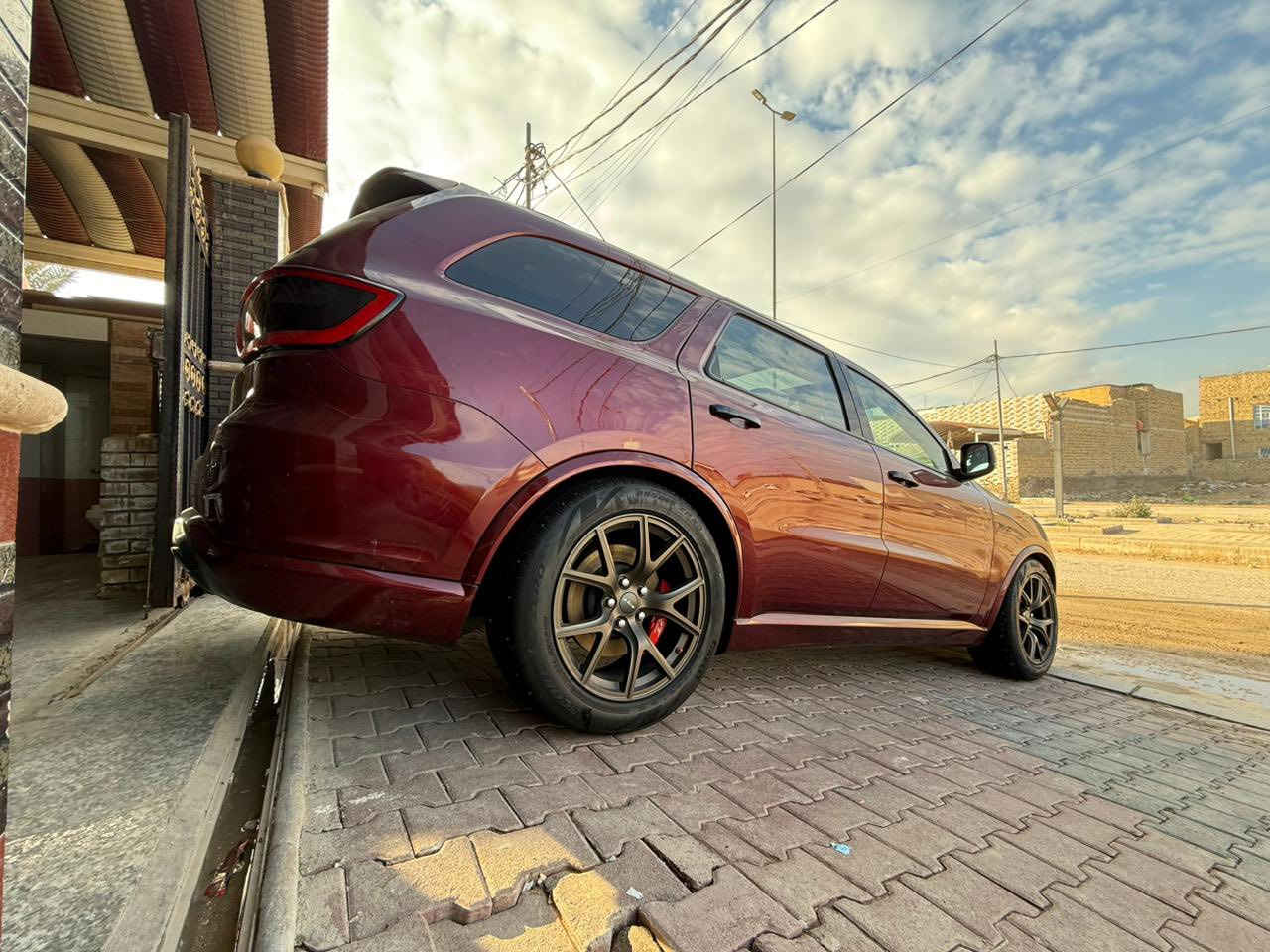 دورنكو SRT
موديل 2023 
مواصفات فووول 1/1 
تبديل جاملغ نفس الون
مرقم اربيل
العنوان الديوانيه 
بيع او مراوس 
للاستفسار تواصل ع الرقم 
***********
