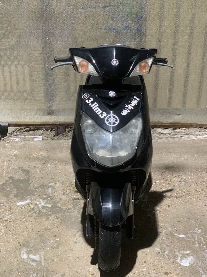 سلام عليكم 
دراجه سكنس فحل (نوزل طلاعات )
مكفوله برغي مابيهه نقص 
الدراجه مال جناي بانزين كله محسن 
ودهن امزويل 
بيهه كلجات رياضي بس الكلج الخلفي ب100 الف 
سعره 800 الف بيها مجال 
مكاني بغداد الدوره
رقمي : ***********
