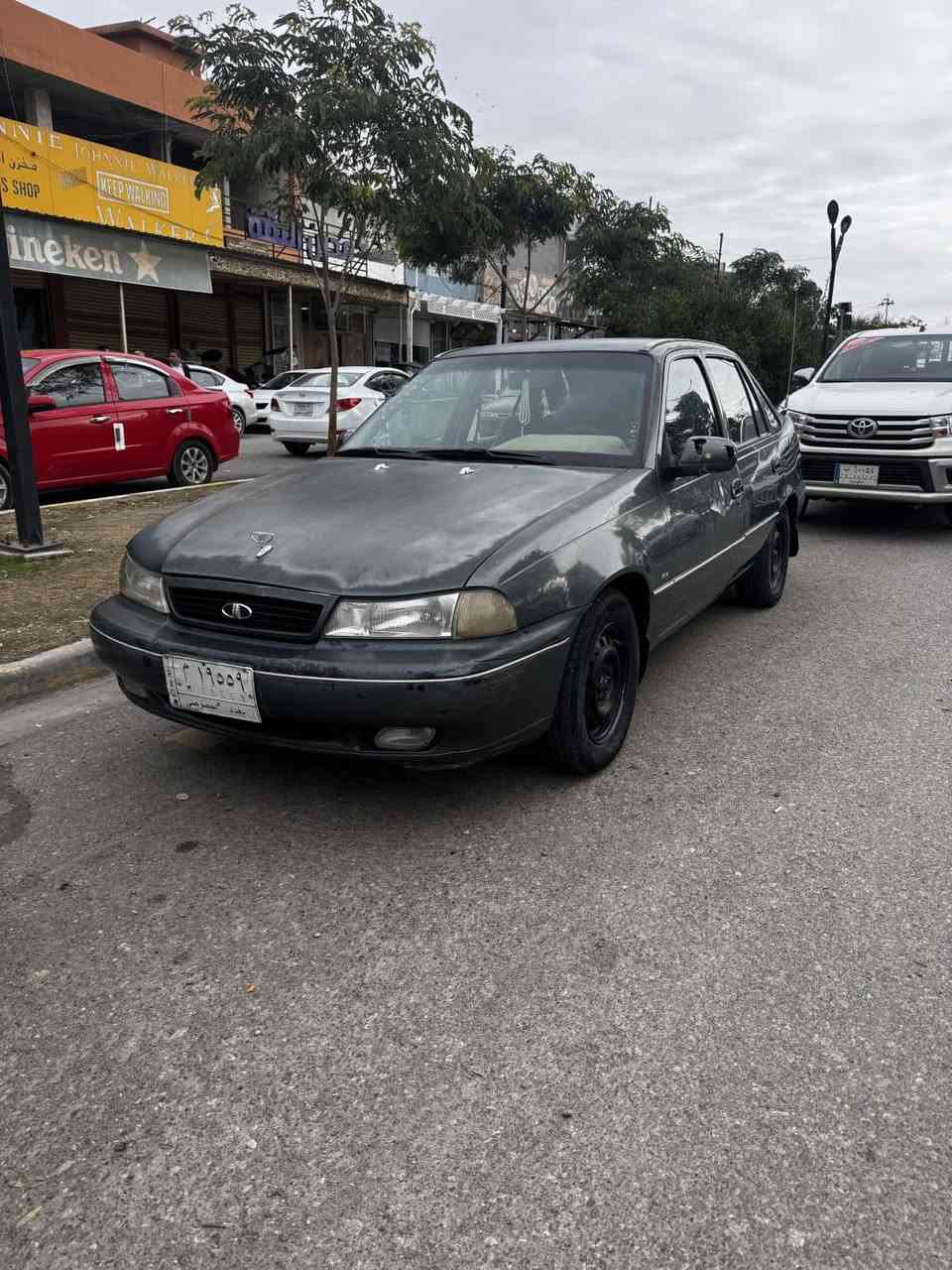 السلام عليكم .
للبيع سياره دايو سلوو موديل 1994 مكينه بيه خيط تبخيرر سياره بلاديه قطره صبخ ما بيها السعر 33$وبيها مجال للشراي للاستفسار *********** مكان سامراء
