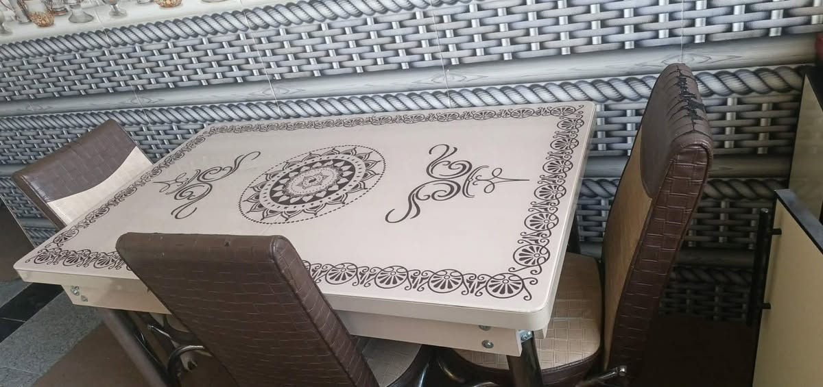 ديوان تسكام شرط نضيف كلش سعره 225 الميز ب90 وبيهن مجال للشراي


**إذا كنت صاحب هذا الإعلان وتريد حذفه لأي سبب، رجاءا أرسل رسالة إلى الدعم الفني**