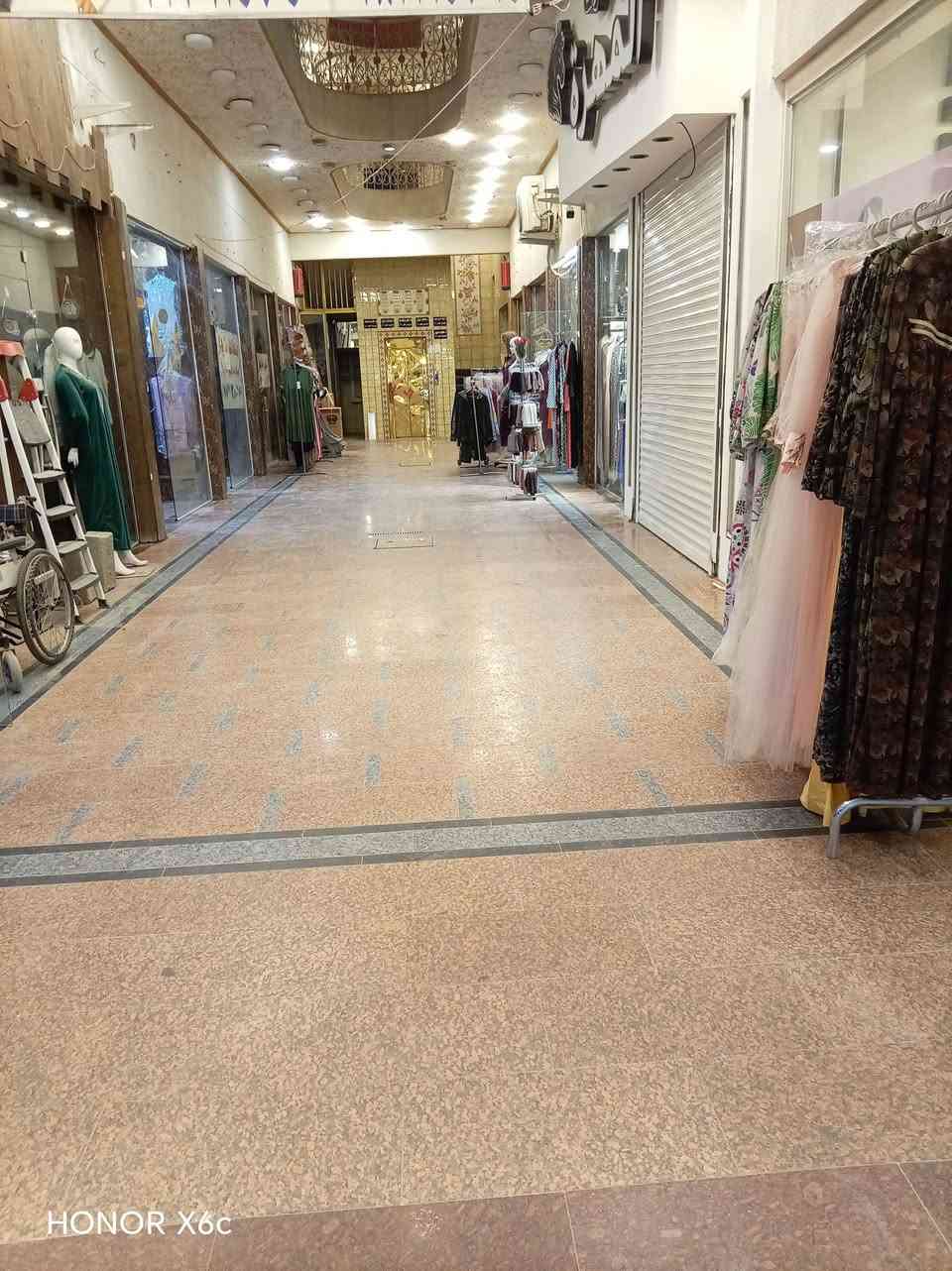 سلام عليكم يتوفر محلات للايجار المشتل شارع المطبك 
المحلات داخل مجمع واسعار مناسبه  كاملات من كهرباء واناره وديكور مجمع تجاري ويم سوك 
***********
